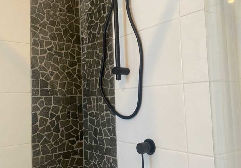 Kingsley Tapware Changeover06